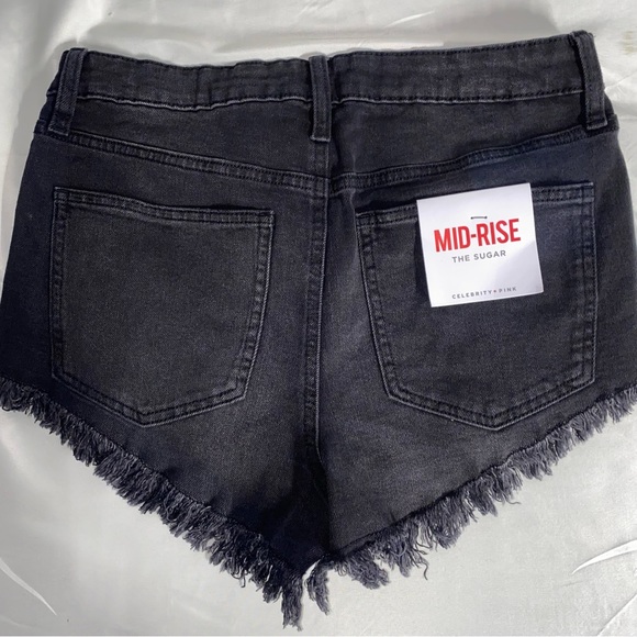 NWT Celebrity Pink Mid Rise The Sugar Booty Short, Size 9/29, Black - Picture 4 of 8